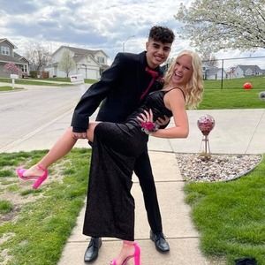 Meet your Posher, Mara